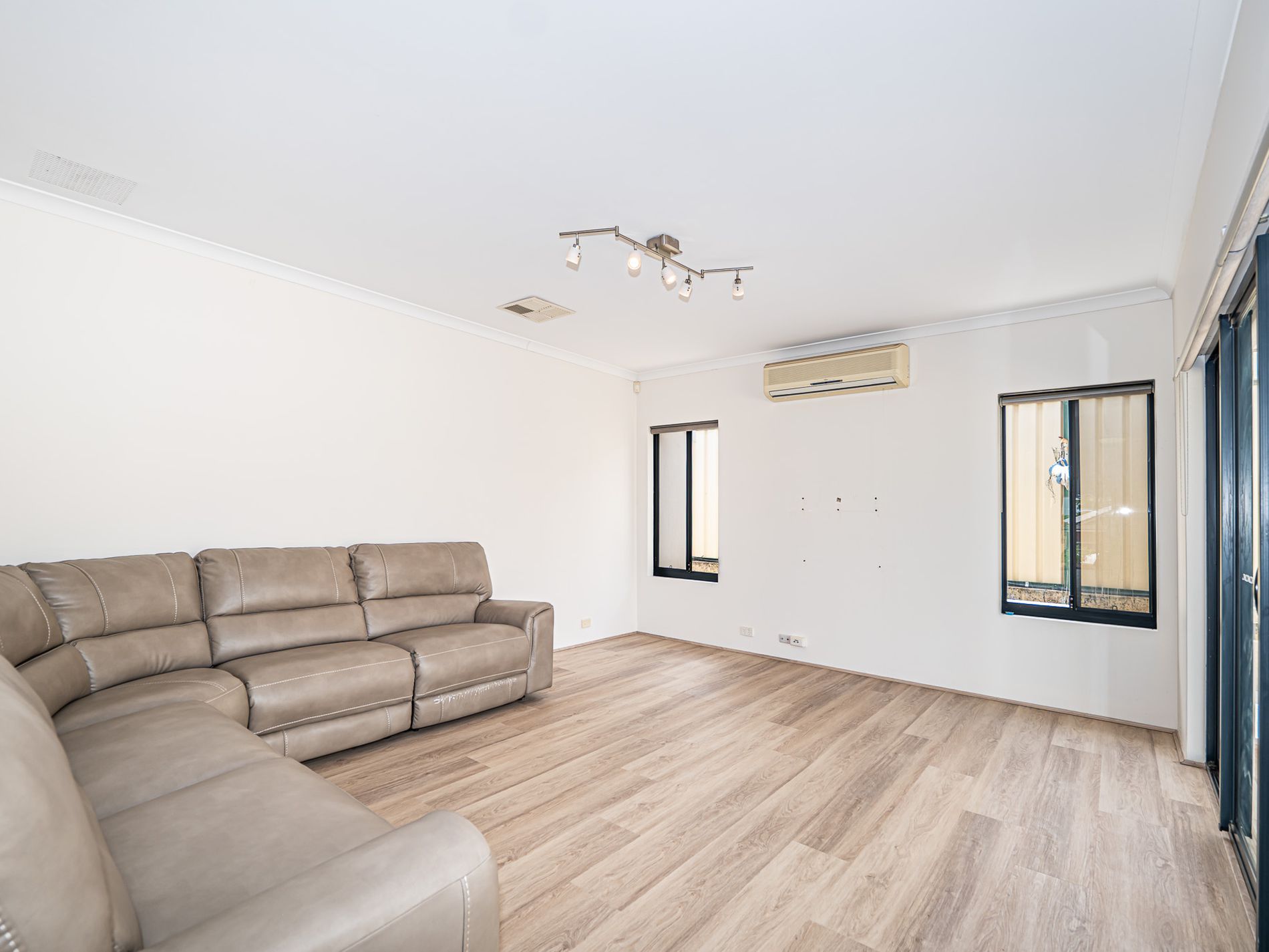 4 CHELSEA CIRCUIT, Success