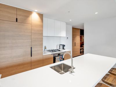 905 / 94 Buckley Street, Footscray