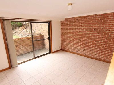 15 Belton Way, Forster