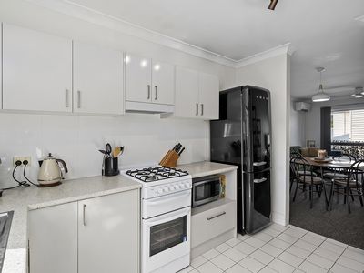 1 / 53 Seventh Avenue, Kedron