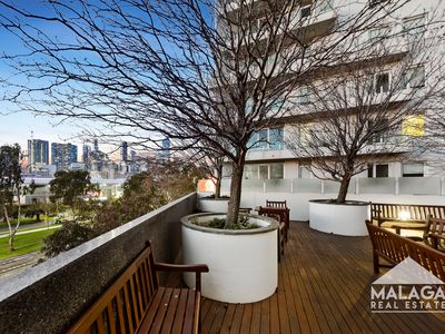 105 / 99 Whiteman Street, Southbank