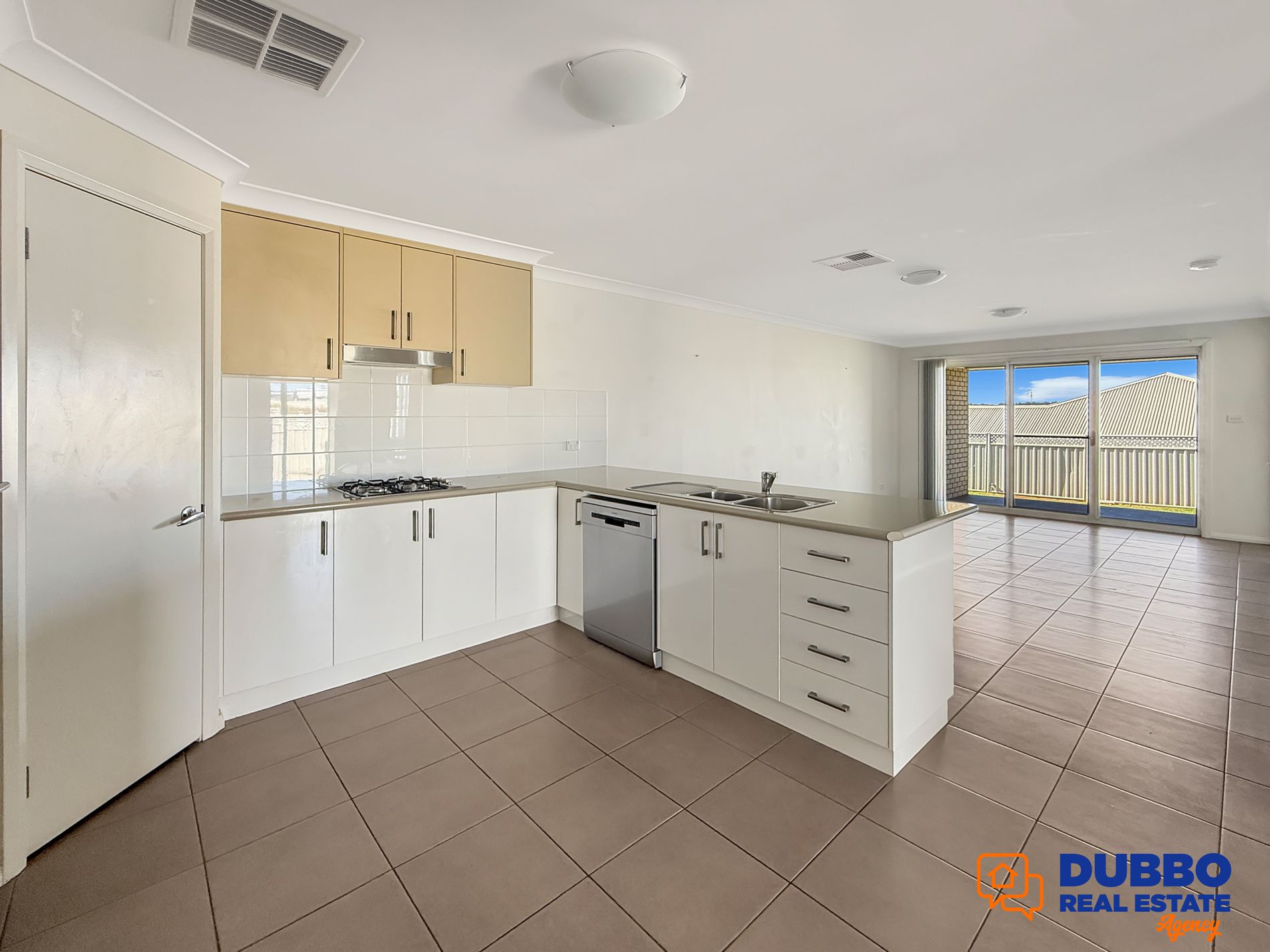 18a Ellenborough Avenue, Dubbo