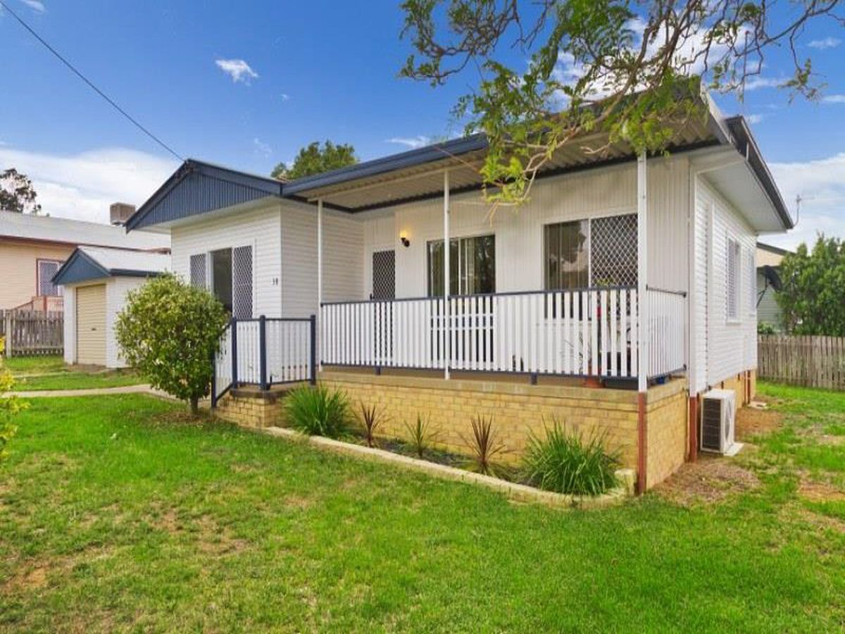 38 Hillvue Road, Tamworth First National Real Estate Tamworth