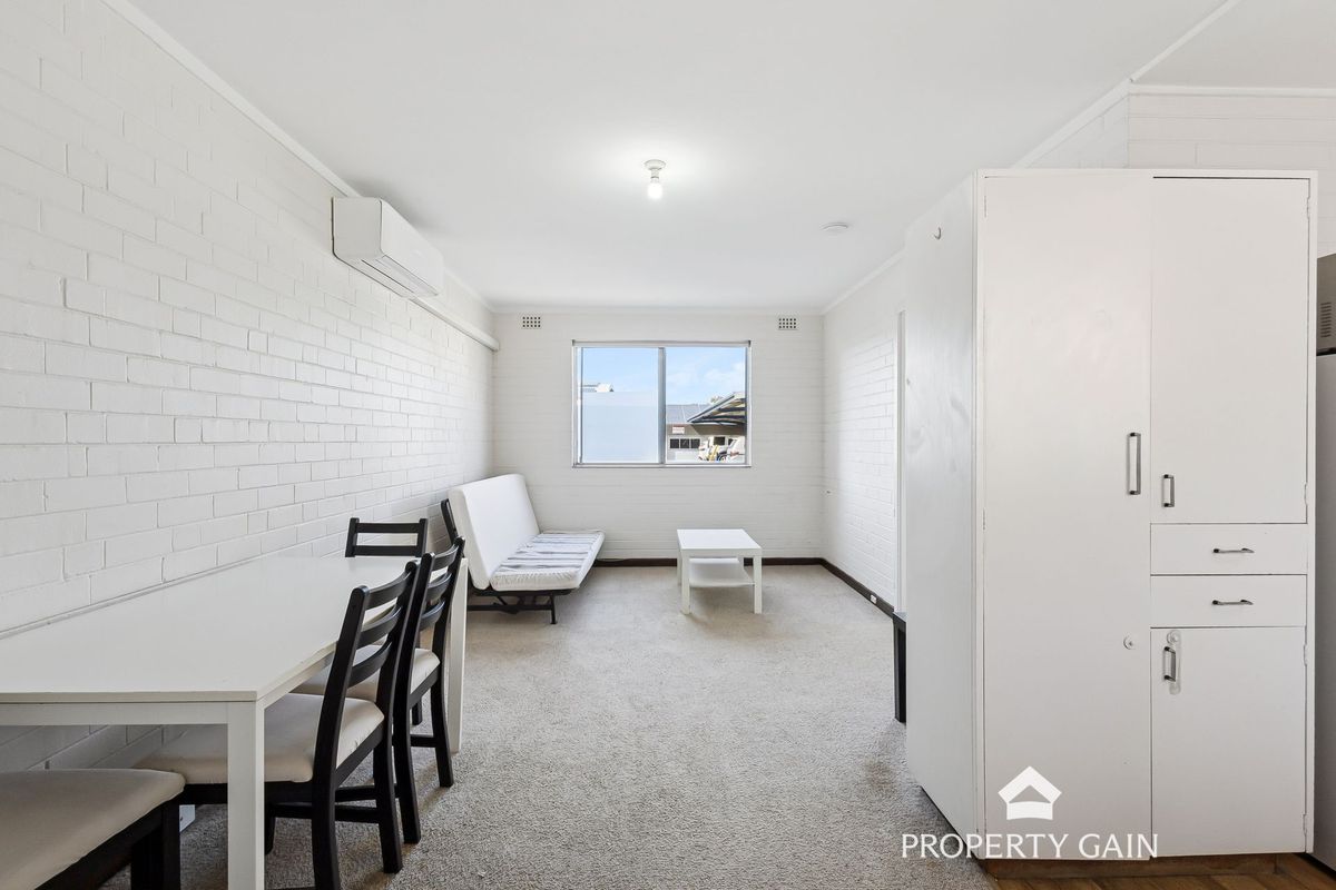 7 / 82 Broadway, Crawley