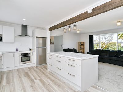 7 Barclay Place, Burwood