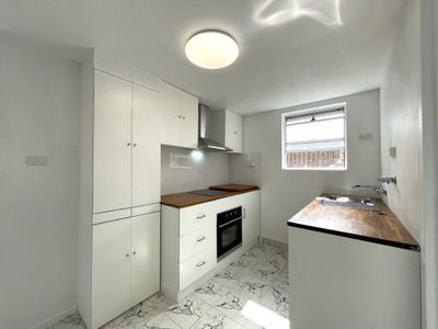 4A Barrenjoey Close, Woodbine
