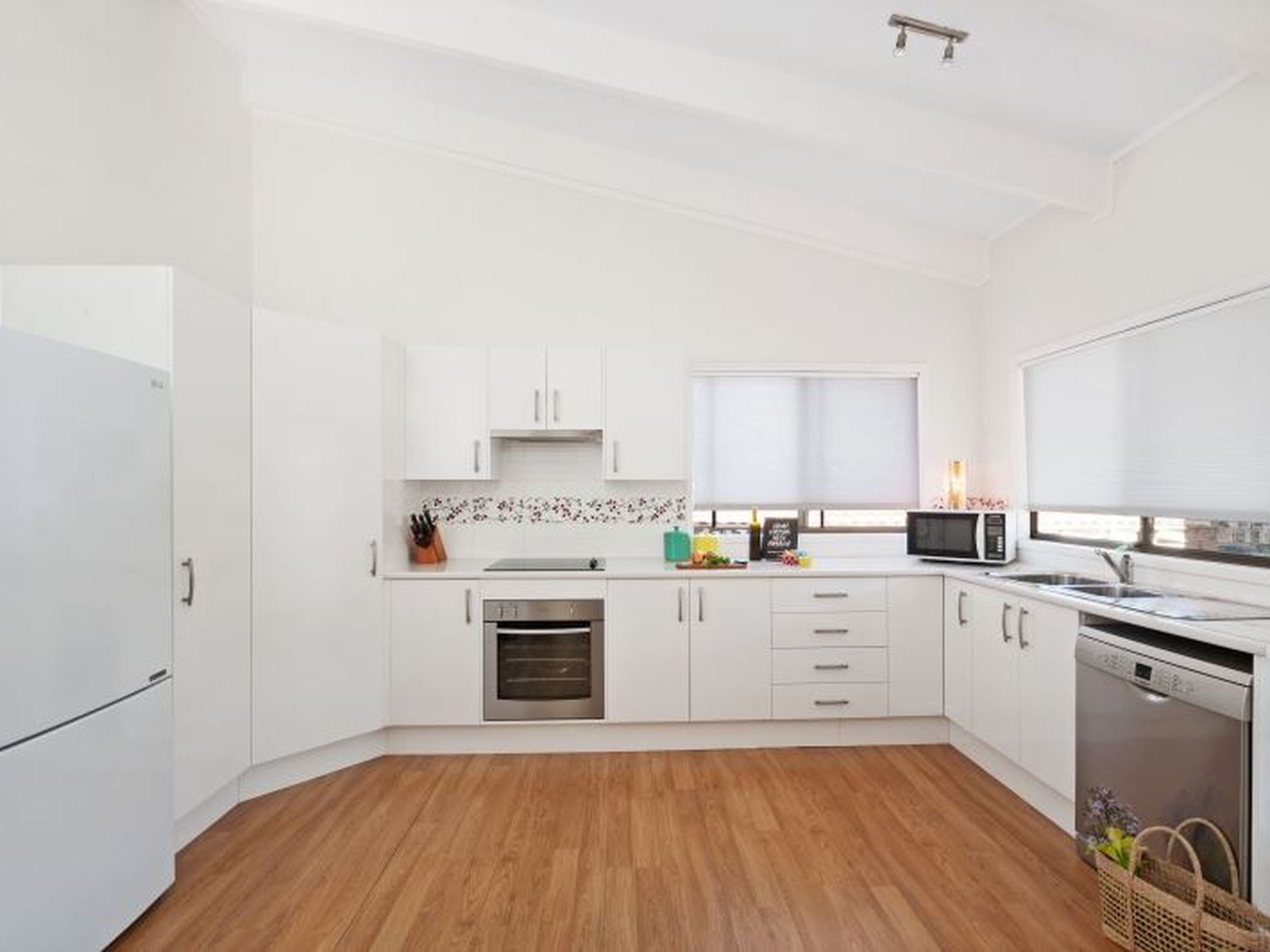 52 Edward Avenue, Kings Point