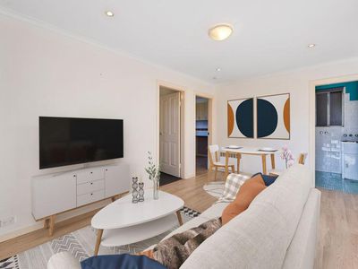 2 / 56 Henderson Road, Crestwood