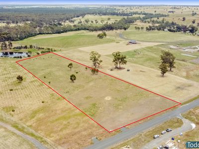 18 Mandel Court, Heathcote