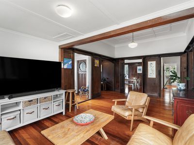 16 Cecil Road, Bardon