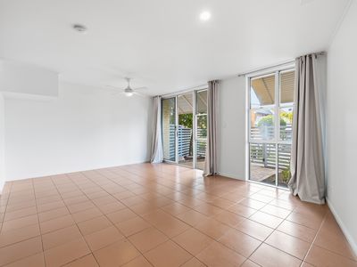 2 / 19 Pangarinda Place, Mooloolaba