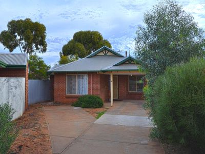 8B Siberia Close, Hannans