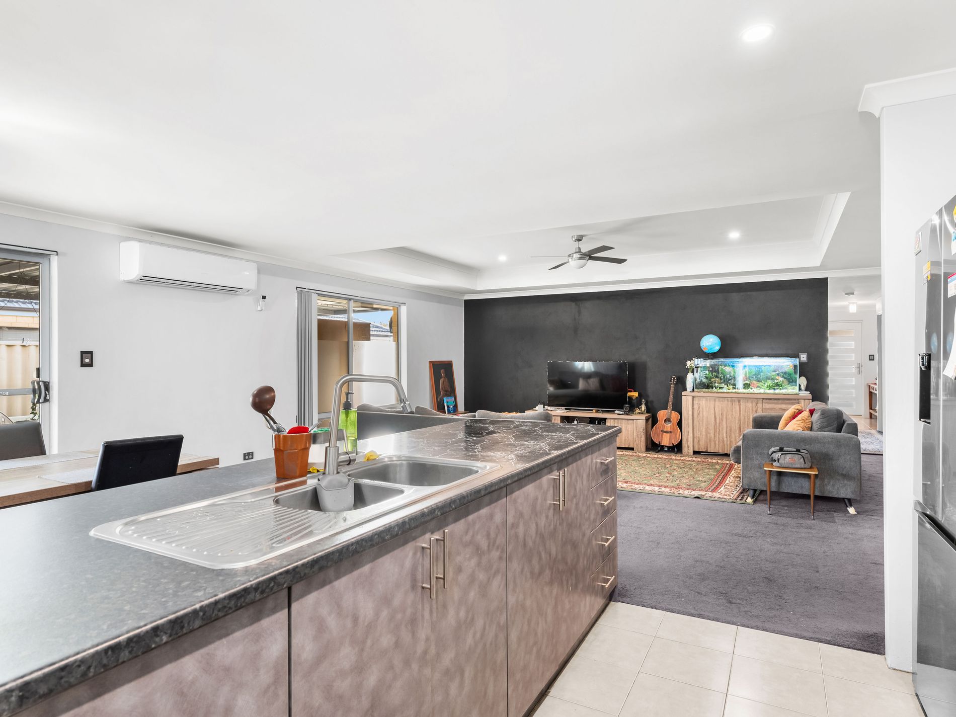 10 Lowerhall Gardens, Southern River