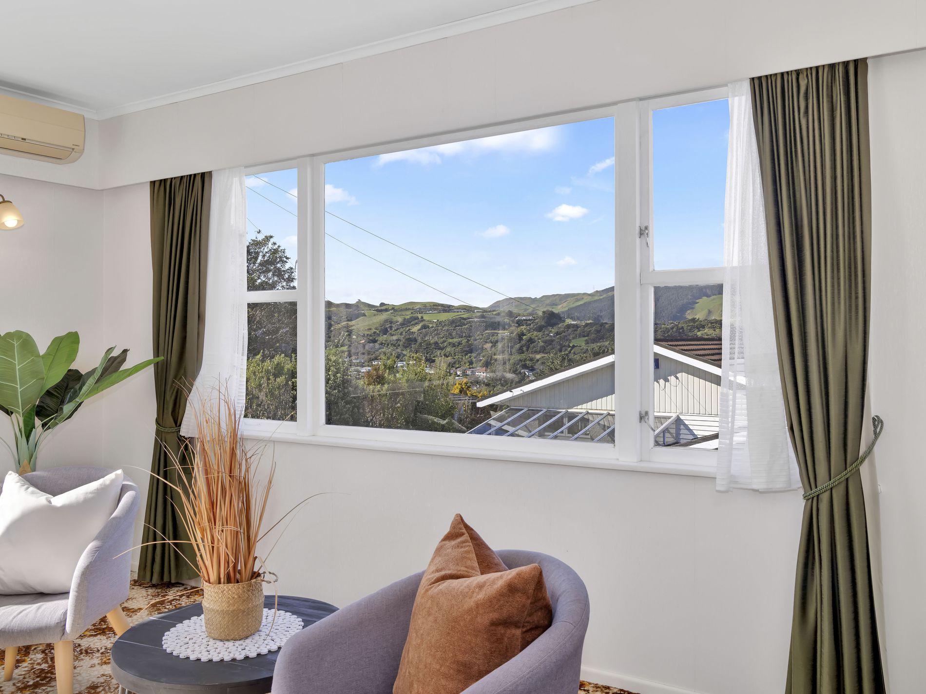 33A Saint Edmund Crescent, Tawa