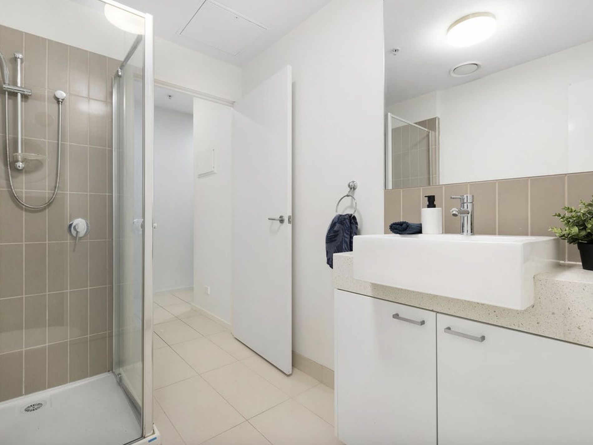 506 / 179 Boundary Road, North Melbourne