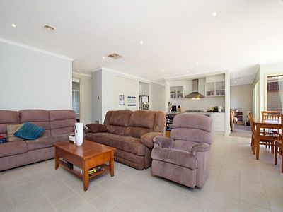 17 Cooba Drive, Epsom
