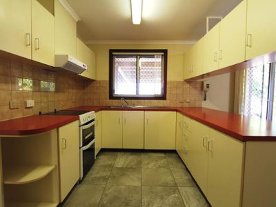 2 Nicholls Retreat, Port Hedland