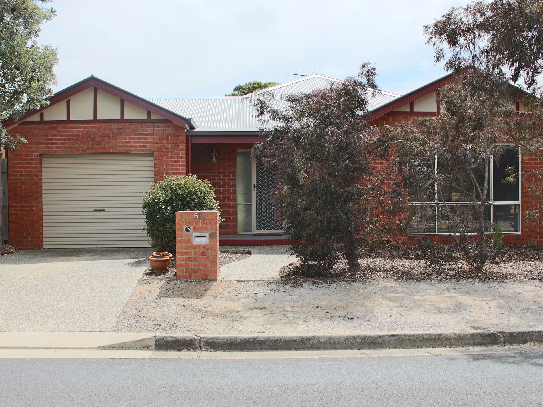 6 Watson Avenue, Belmont