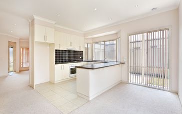 2 / 23 King Street, Pakenham
