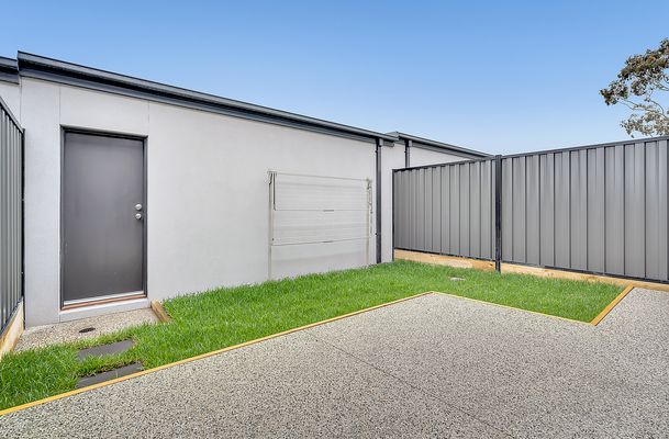 9 Caladenia Walk, Craigieburn