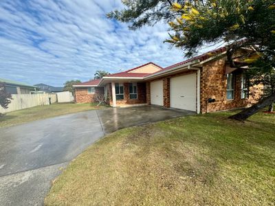 21 Bottlebrush Crescent, Evans Head