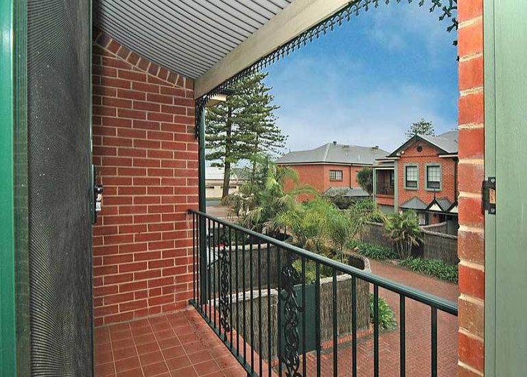 12 / 12 Old Tapleys Hill Road, Glenelg North
