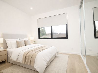 2 / 17 The Boulevarde, Lakemba