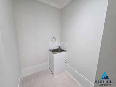 1/176 Settlers Boulevard, Chisholm