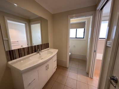 5 Terrazzo Court, Dubbo
