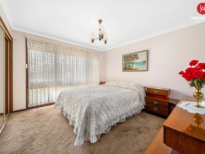 14 Oliveri Crescent, Green Valley