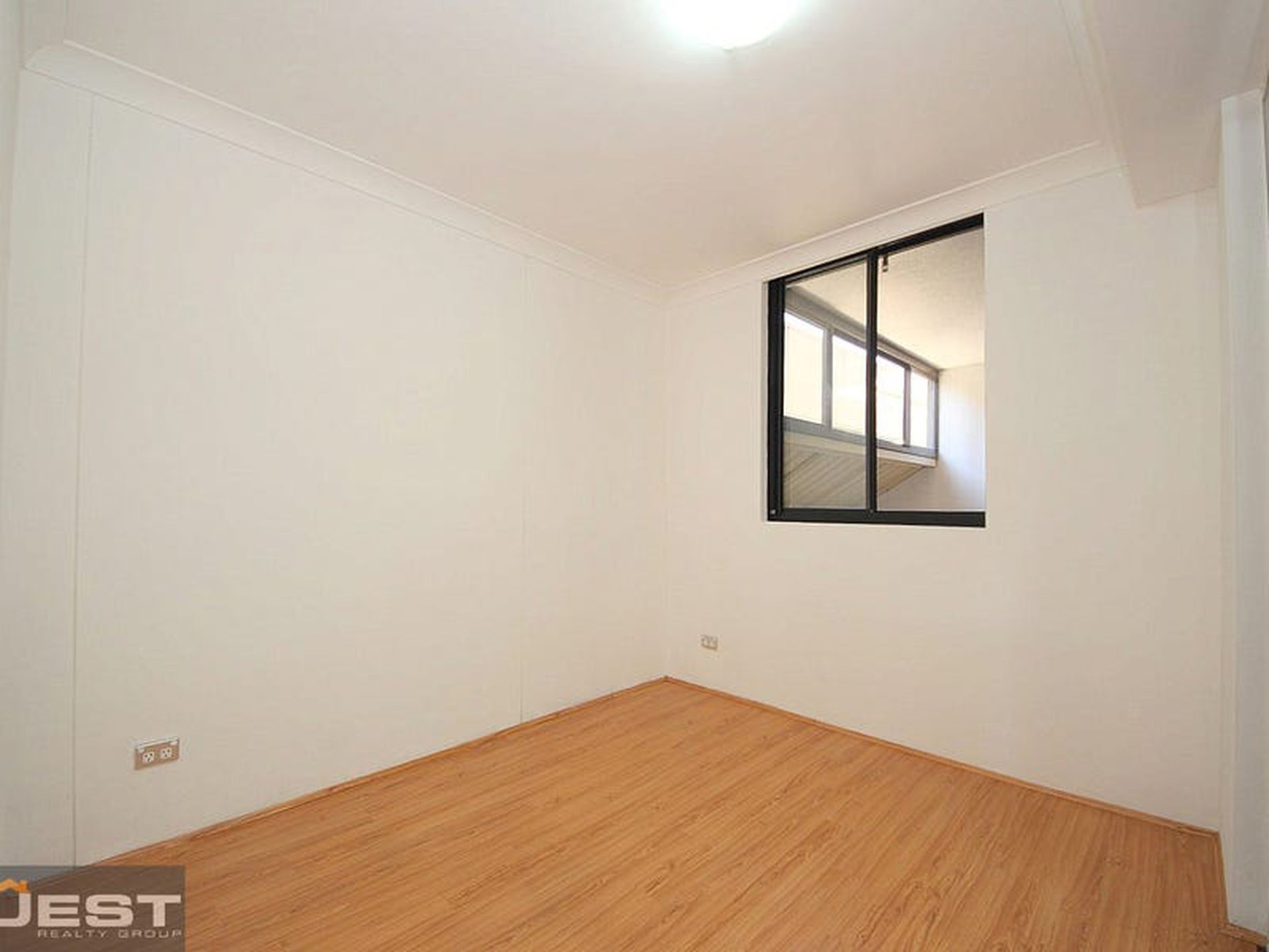 32 / 2 French Avenue, Bankstown