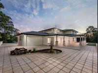 360 London Road, Belmont