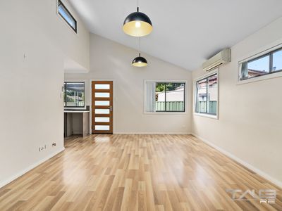 33C Algie Crescent, Kingswood