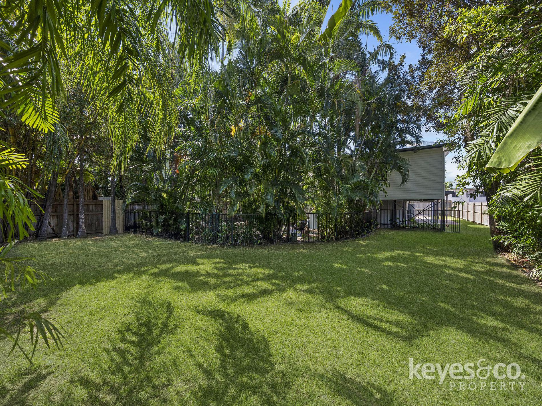 100 Palmerston Street, Gulliver