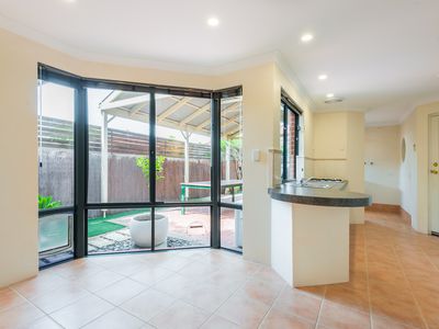 18 Easton Lane, Doubleview
