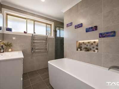 9 Orchard Road, Colyton