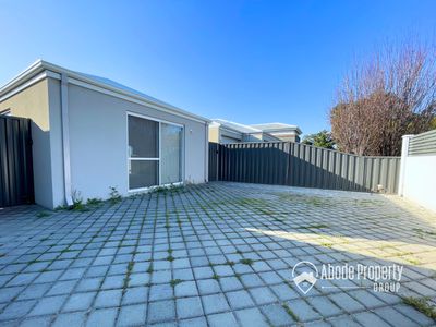 Granny Flat / 52 Elizabeth Street, East Cannington