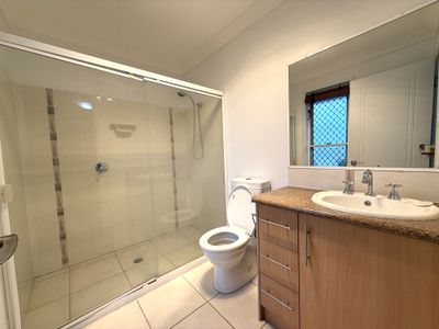 2 Eucalyptus Place, Kirkwood