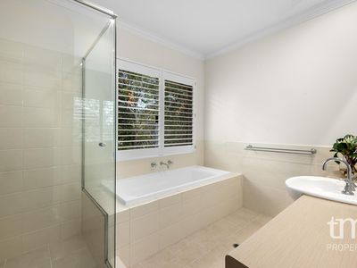 16 Baird Avenue, Nedlands