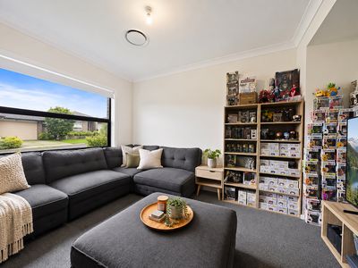 17 Oberon Street, Riverstone