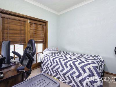 74 Oxford Pde, Forest Lake