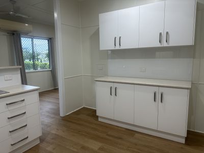 8 MacKenzie Street, West Mackay