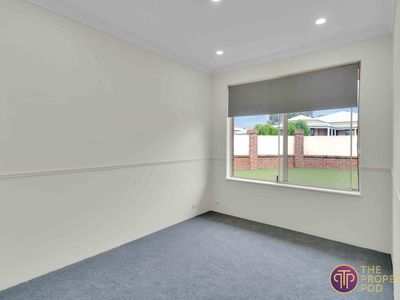 6 Chesham Mews, Canning Vale