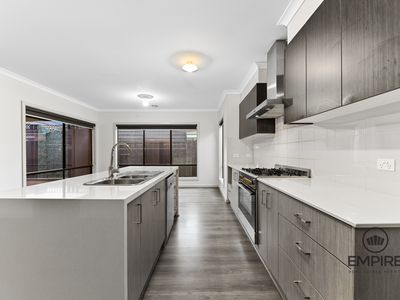 40 Ferrari Drive, Cranbourne East