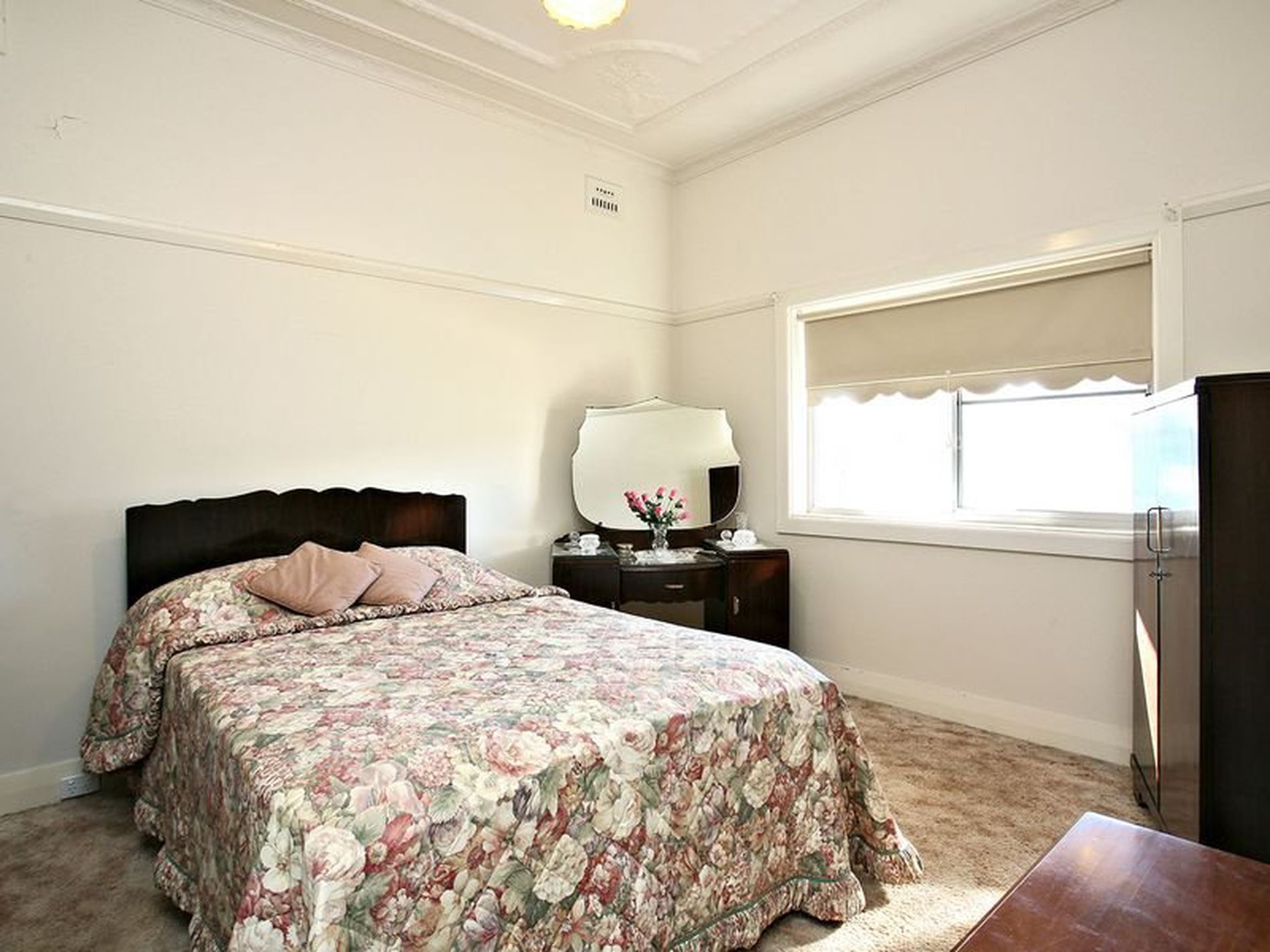 38 Dalmeny Avenue, Rosebery