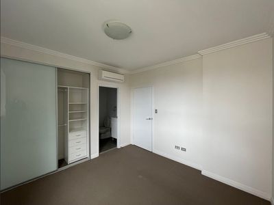 213 / 81-86 Courallie Avenue, Homebush West