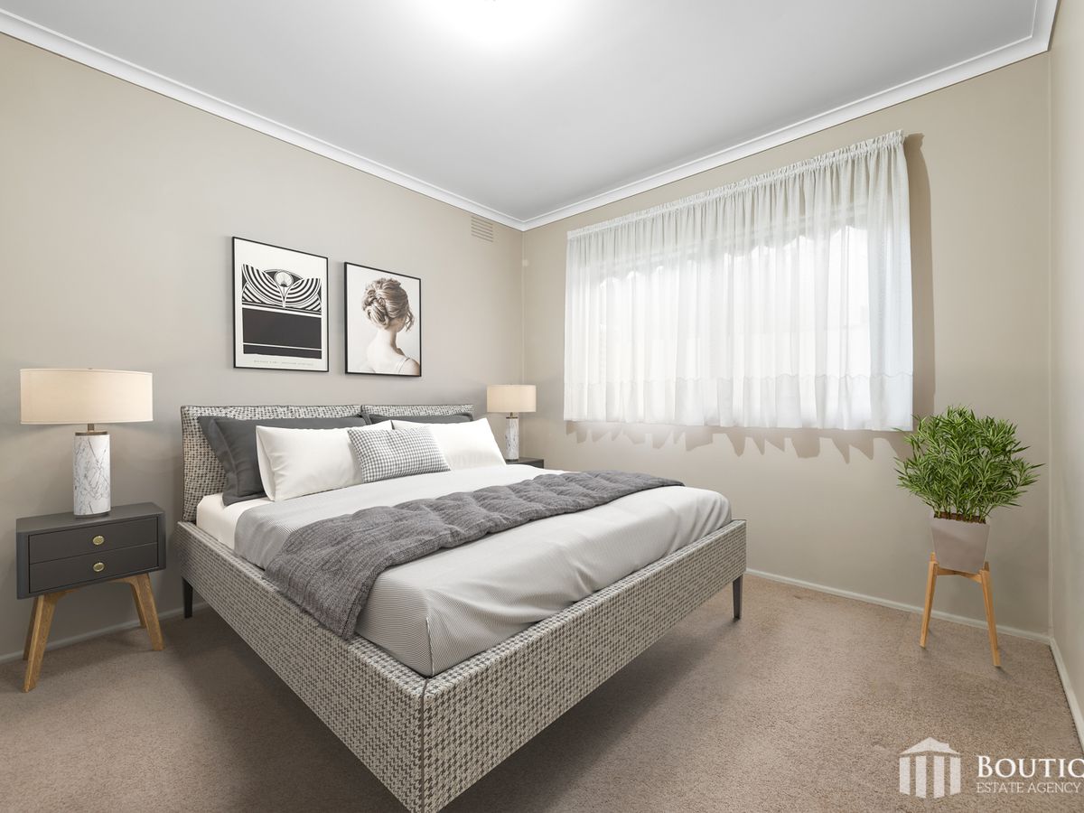 18 Lipton Drive, Dandenong North