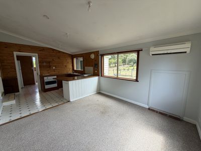 16817 Bass Highway, Flowerdale