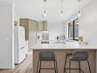 19 Lagoon View Court, Midway Point