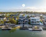 86 Commodore Drive, Paradise Waters